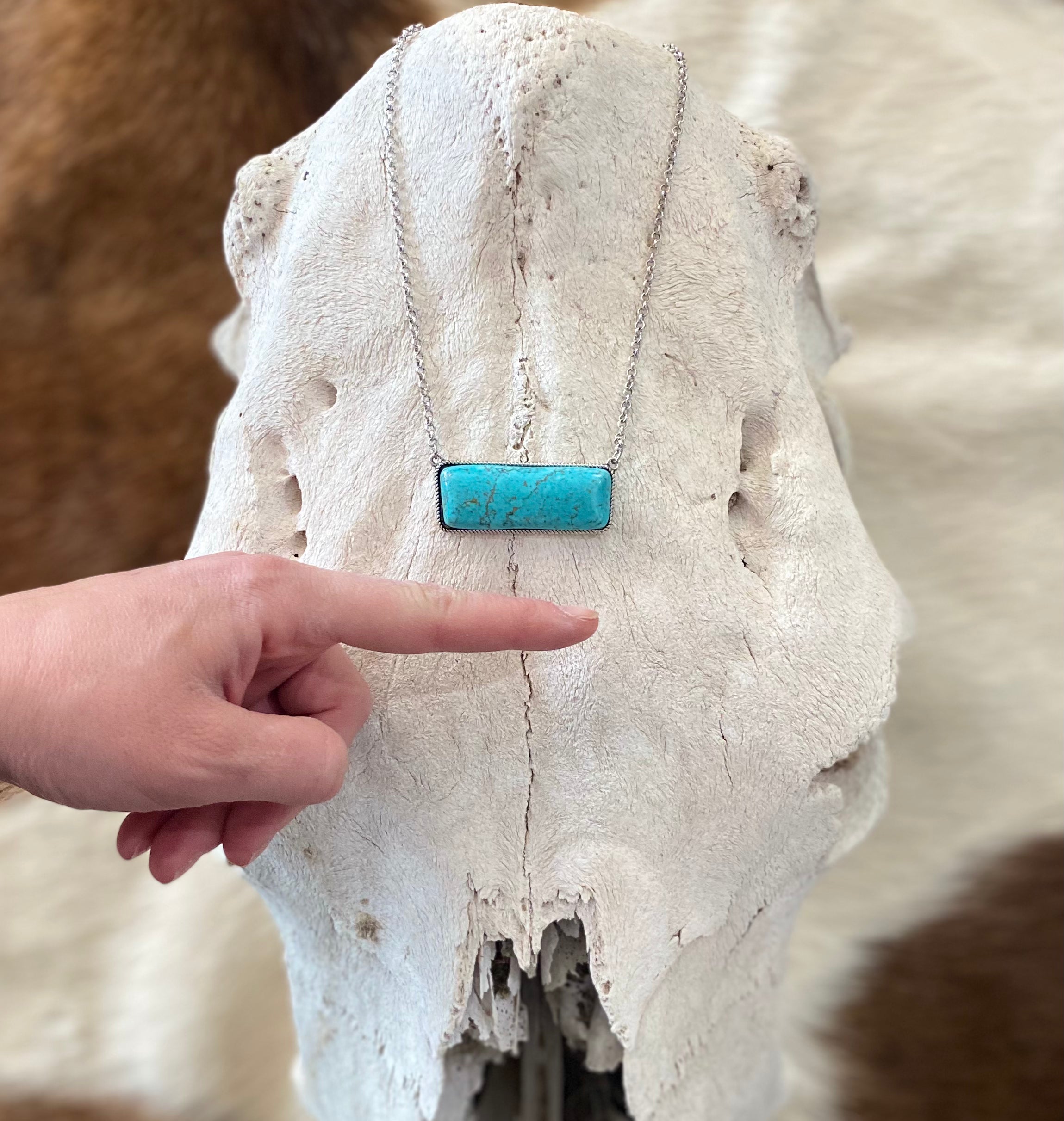 Simple Turquoise Necklace