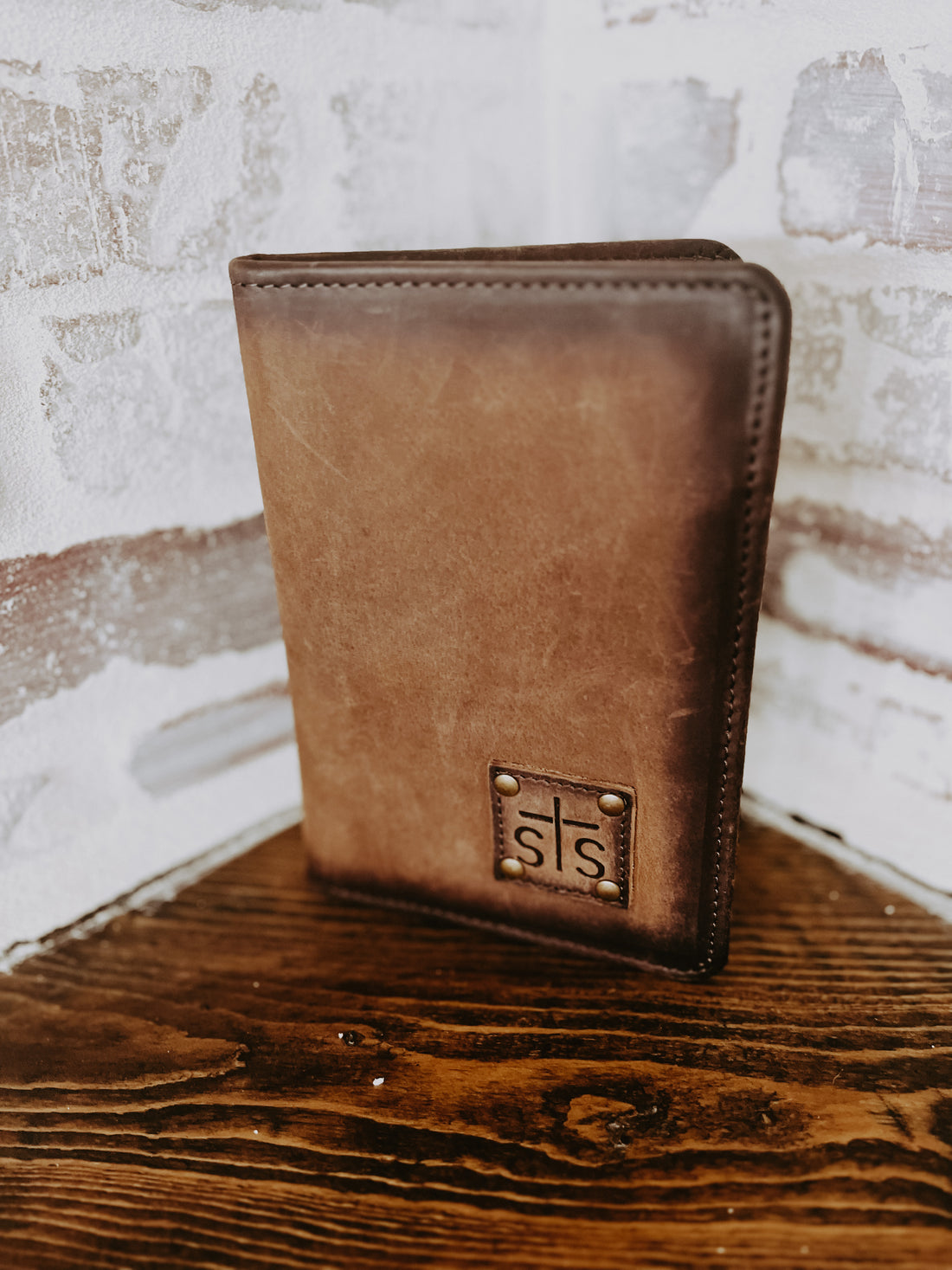 Leather Magnetic Wallet